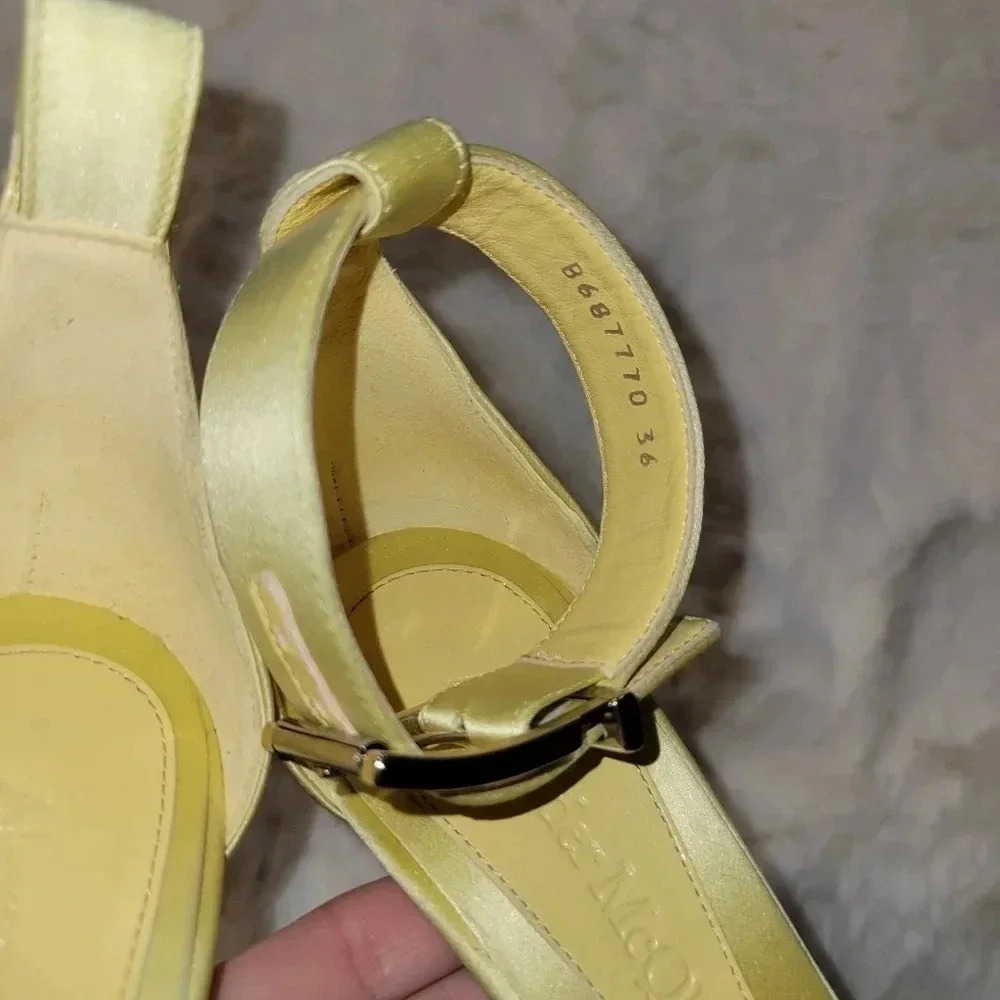Alexander McQueen Satin Yellow Ankle Strap Sandals Heels READ 36 6 - Picture 5 of 11